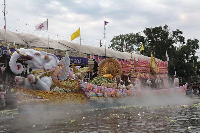 งานประเพณีชาวบางพลี รับบัว-ไหว้‘หลวงพ่อโต’