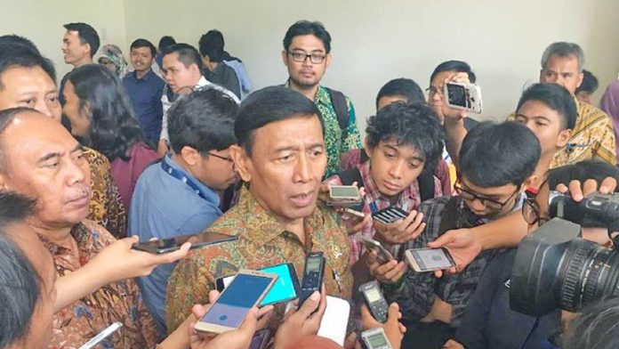 ช็อก! รัฐมนตรีความมั่นคง