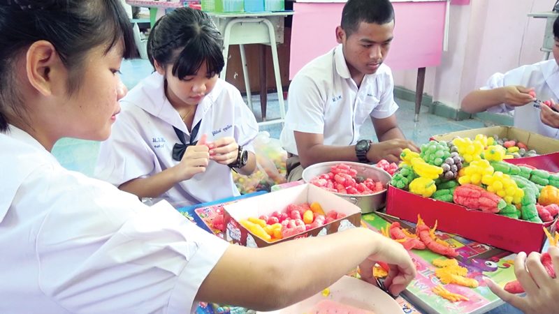 กระทงขนมปัง