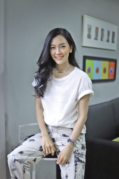 ‘นุ่น’ใช้ชีวิตให้มีความสุข สนุกกับการได้เรียนรู้สิ่งใหม่ : บันเทิง