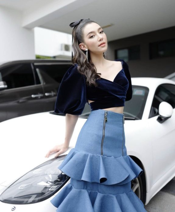เบลล่า