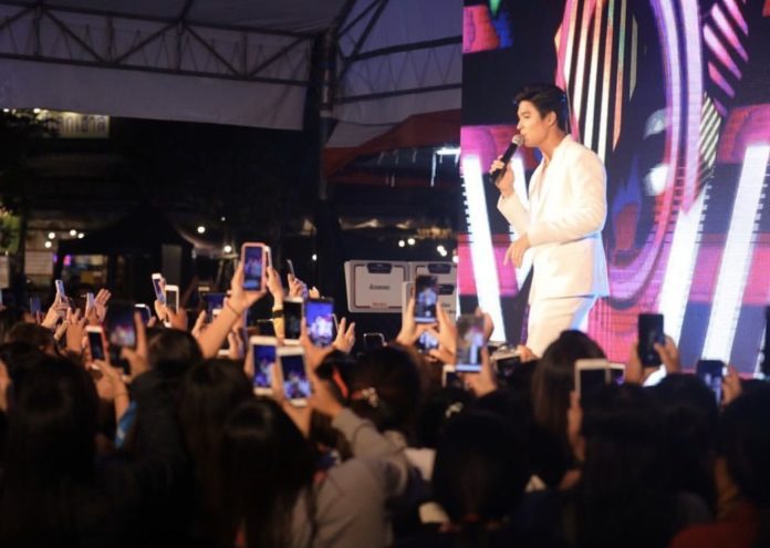 ไมค์ ไมค์-ภัทรเดช