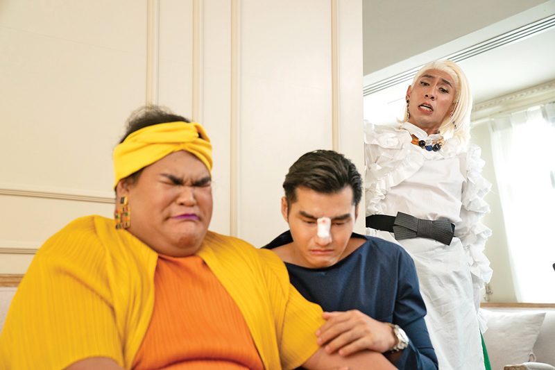 ‘ชมพู่’ จัดเต็ม