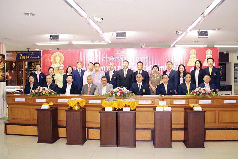 พระพุทธรูป-สาธิต มศว ปทุมวัน
