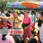 นับพันร่วมย้ายตะเคียนเข้าวัด! ผงะเห็นหญิงชุดขาวนั่งมาด้วย เข้าร่างบอกเลขตอบแทนชาวบ้าน(คลิป)