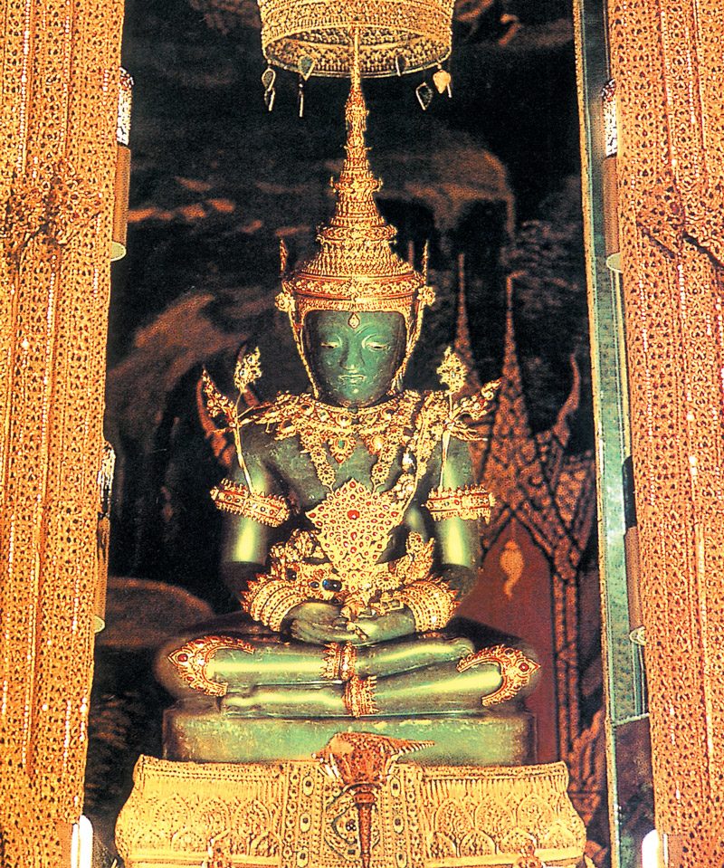 ไหว้พระเสริมสิริมงคลปีใหม่