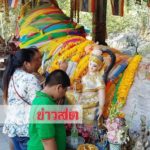 อยากเป็นเศรษฐีปีใหม่! แห่เข้าวัดดังล้นขนชุดไทยแก้บน ขูดหาเลขเด็ดตะเคียน 200 ปี
