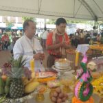 แห่ส่องขันน้ำมนต์ตำนาน ผีจ้างหนัง เผยเลขเด็ดชัดๆ หลังทำพิธีเปิดทรัพย์รับโชค!