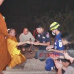 กระบะสานงา เจ็บ5 รถตู้วัดโดนลูกหลงแต่รอด พระเผยลางสังหรณ์-เชื่อของดีช่วย