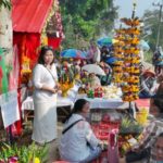 สุริยุปราคาเพิ่มพลังให้โชค! แห่ถวายบายศรี ส่องเลขเด็ด ตะเคียนสายเดี่ยว ให้เน้นๆ