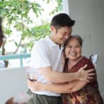 ‘ธนาธร’ โพสต์ขอบคุณพ่อแม่พี่น้องประชาชน เขียนจดหมายส่งท้ายปี ๒๕๖๒ อวยพรทุกคน