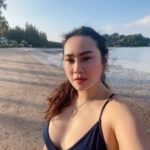 เซ็กซี่เวอร์! ใหม่ เจริญปุระ จัดเต็มทริปภูเก็ต ใส่ชุดว่ายน้ำ-แค่หันหลังยังแซ่บ