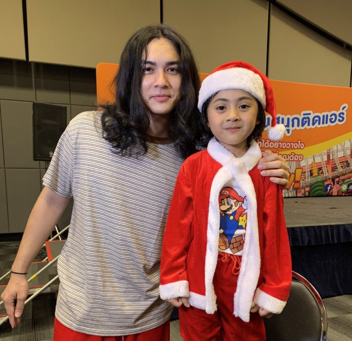 แน็ก ชาลี แน็ก ชาลี