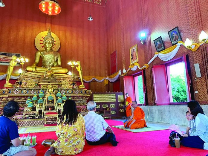 ชวนไหว้พระรูปหล่อหลวงปู่ทอง
