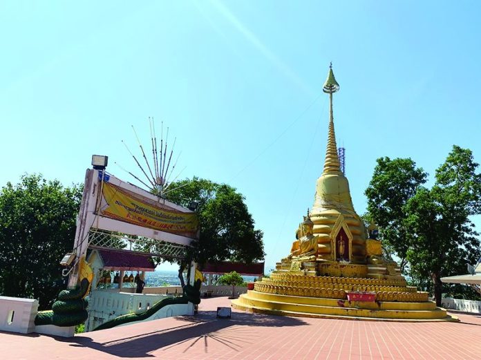 ชวนไหว้พระรูปหล่อหลวงปู่ทอง