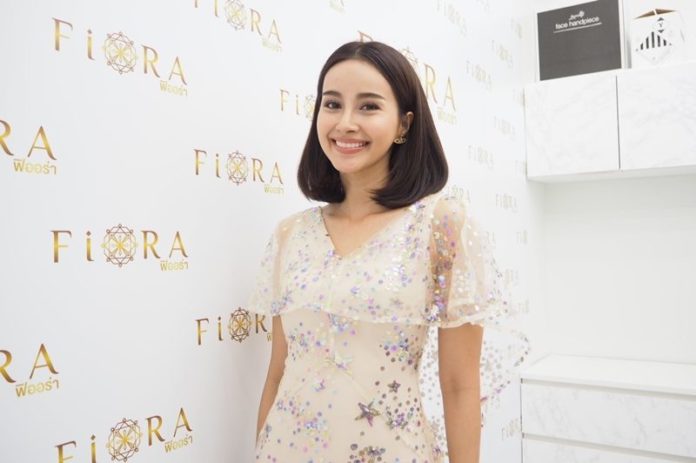 น้ำฝน พัชรินทร์ น้ำฝน พัชรินทร์