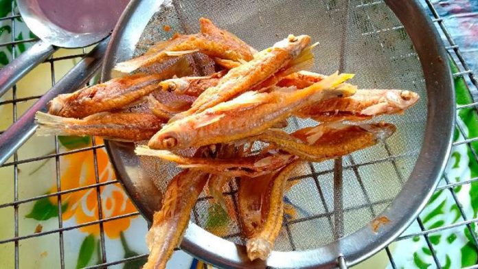 กุ้ง-ปลาสดๆจากแม่น้ำ ครัวบ้านแคน ปราจีนบุรี : อิ่มอร่อย
