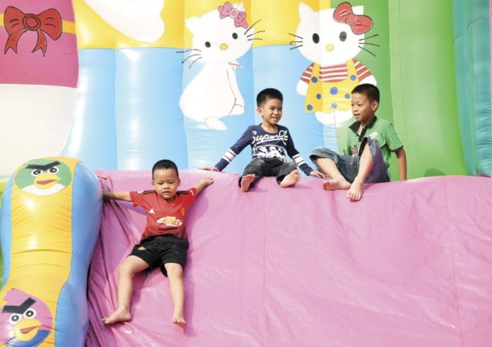 หมอ-ยูทูบเบอร์ อาชีพในฝันเจนใหม่ : สดจากเยาวชน