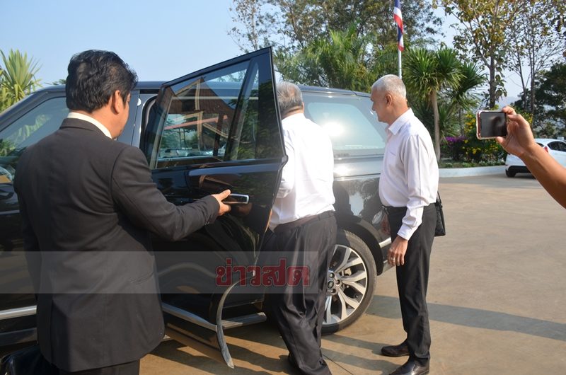 เปรมชัย กรรณสูต เดินทางมาศาลจังหวัดทองผาภูมิ เพื่อขออนุญาตถอดกำไลอีเอ็ม