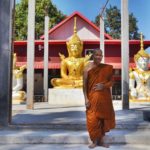 แห่ส่องเลขเด็ดขี้ธูป ปู่ฤาษี-พญาต่อ เห็นตรงกับคนดวงเฮง6ล. หลวงพ่อแช่น้ำ ก็มา