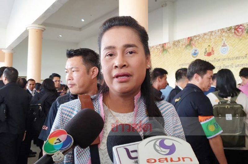 นางกนกวรรณ วิลาวัลย์ รมช.ศึกษาธิการ ให้สัมภาษณ์กรณีถูกกล่าวหารุกที่ อุทยานฯเขาใหญ่