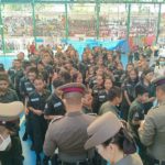 ตร.ประชาชื่น แจกหน้ากากอนามัย นักเรียนประชานิเวศน์ รณรงค์ป้องกันฝุ่นพิษ