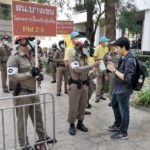 ตำรวจบางเขน แจกหน้ากากอนามัย นิสิตนักศึกษาม.ศรีปทุม-ปชช. ป้องกันฝุ่นพิษ
