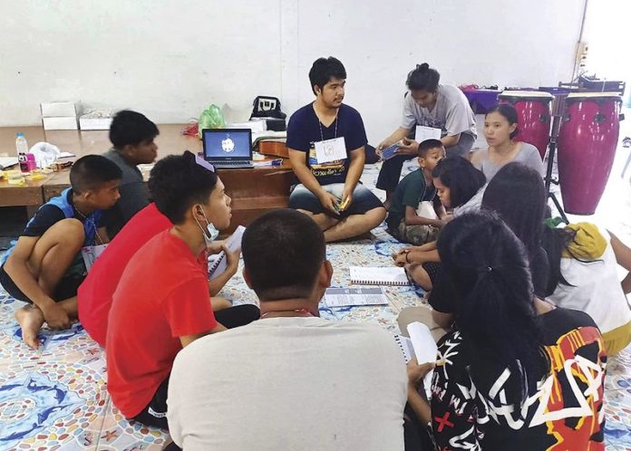 หนุนพัฒนาเยาวชนคนดนตรี สร้างสรรค์ผลงานคู่สังคมน่าอยู่ : รายงานพิเศษ