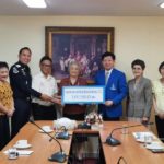 ทายาท 'วินัย พัฒนรัฐ' มอบทุนการศึกษากว่า 1 ล้านบาทให้ มูลนิธินักเรียนพิการ