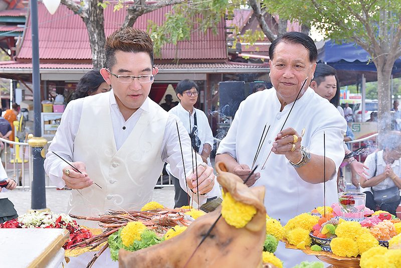 ‘วัดบางกะพ้อม’