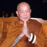 มีเท่าไหร่เหมาหมด! ลูกศิษย์แห่กว้านซื้อเกลี้ยง เลขอายุ-พรรษาพระเกจิดัง แม่ค้ารวยทันตาเห็น