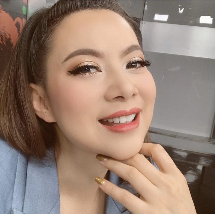 บุ๋ม ปนัดดา เชื่อหมอดู