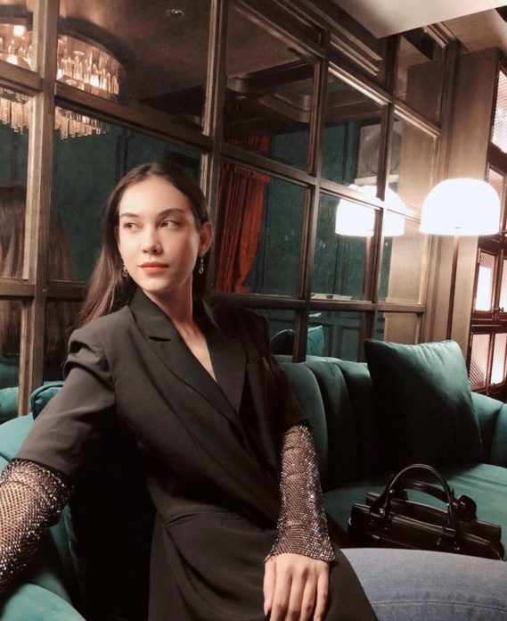 แมท ภีรนีย์ นุ่งวันพีชอวดหุ่น แมท ภีรนีย์ นุ่งวันพีชอวดหุ่น