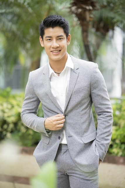บอล กัมมัญญ์ พระเอกมือปราบข้าวสารเสก