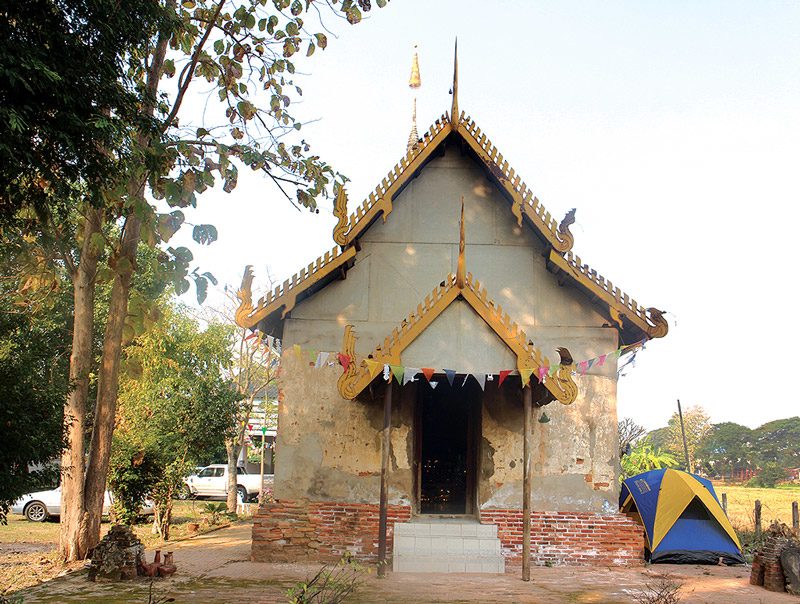 ฟื้นพิธีห่มผ้าพระธาตุเจดีย์