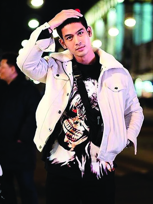 คู่จิ้น‘จิณณ์-พิ้งค์พลอย’
