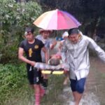 ชุมพรอ่วม! ฤทธิ์ฝนถล่ม นาน12ชม. พัดต้นไม้ล้ม-น้ำป่าหลากท่วม 10หมู่บ้าน