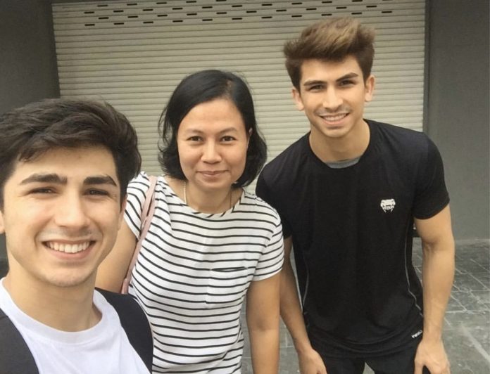 อ้อนหนักๆ! อองตวน อ้อนหนักๆ! อองตวน