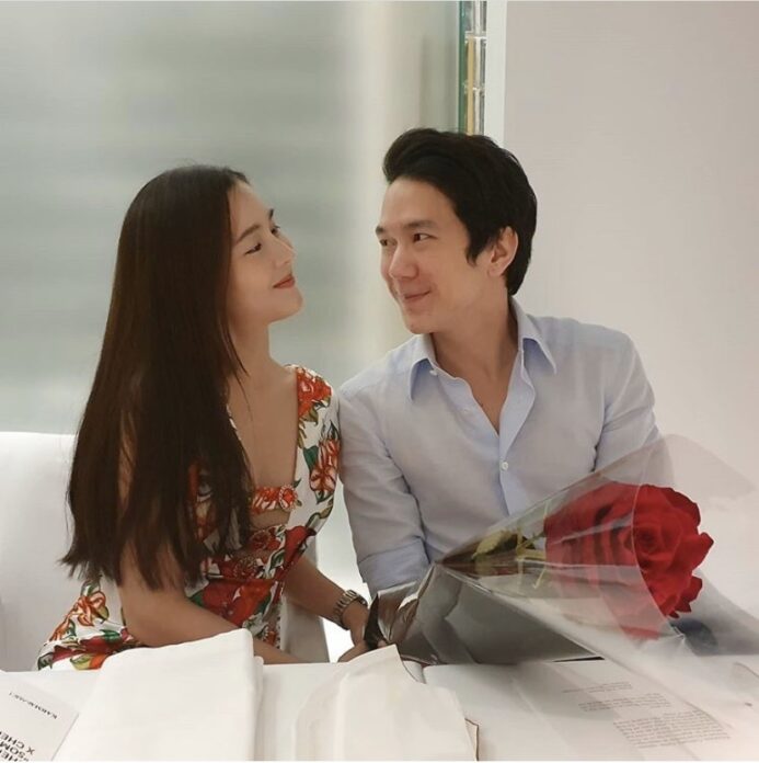 คนมีคู่! คนมีคู่!