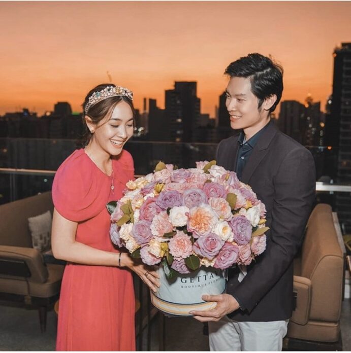 คนมีคู่! คนมีคู่!