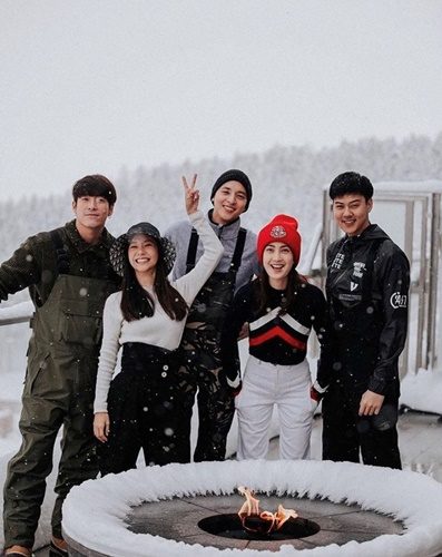 เจมส์ ควง โฟม