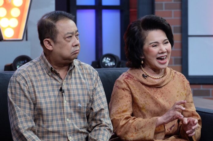 นักแสดงอาวุโส
