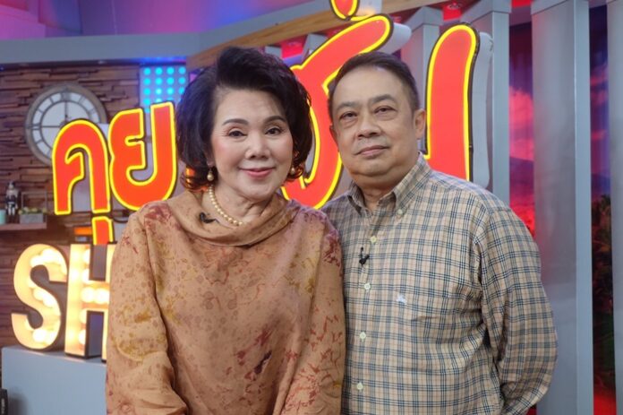 นักแสดงอาวุโส