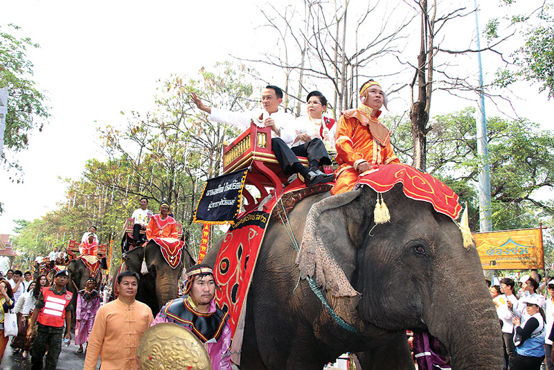 งานไหว้พระธาตุช่อแฮ เที่ยวเมืองแพร่-แห่ตุงหลวง
