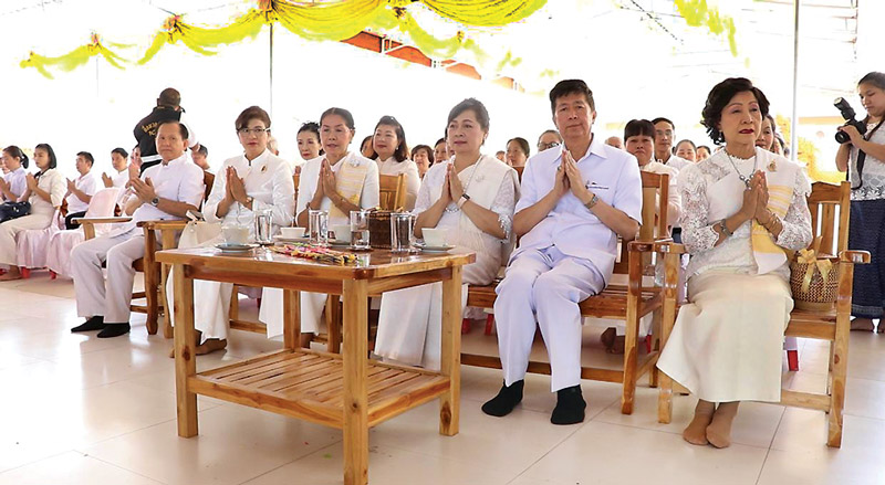 ผ้าป่าสามัคคีชาวธวัชบุรี สร้างพญานาคศรีอริยเมตตาฯ