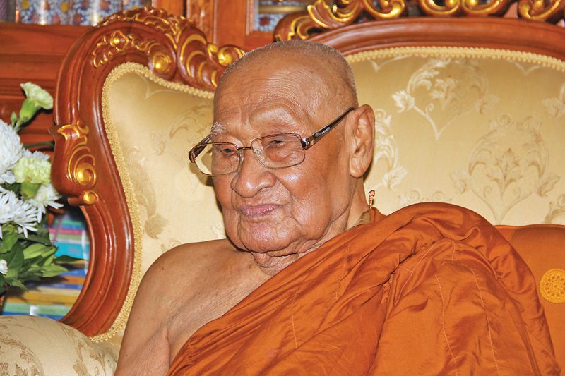 พระสุธรรมาธิบดีวัดธรรมบูชา