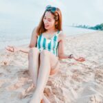 ไม่ได้เห็นกันง่ายๆ ‘น้องเมย์ รัชนก’ ถอดชุดแบดใส่ชุดว่ายน้ำวันพีช โชว์เซ็กซี่ แฟนๆแห่กดหัวใจรัวๆ
