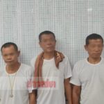 นึกว่าพระปลอม! ปักกรดตั้งวงซดเหล้าเสียงลั่นสุสาน ตร.บุกจับเจอเมาแอ๋ขวดเกลื่อน จับสึกยกแก๊ง
