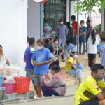 ล้นธนาคาร! ชาวจันทบุรี แห่เปิดบัญชีใหม่ รอรับเงินเยียวยา โควิด 5พัน
