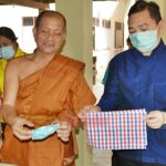 พระวัดราษฎร์ฯ ช่วยสู้โควิด19 ทำหน้ากากอนามัยแจก หลังหายาก-ราคาแพง